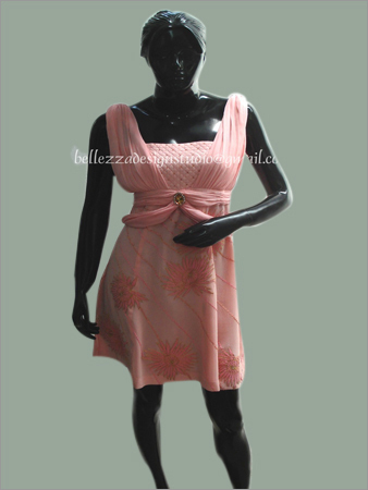 महिलाओं के पार्टी पहनने के लिए