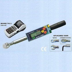 Digital Wrench Distributor