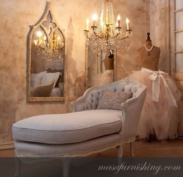 Provincial Tufted Chaise Lounge