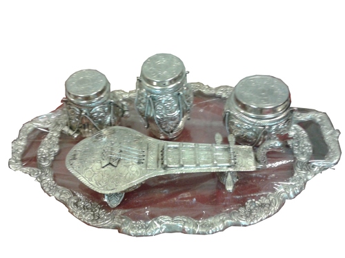 ट्राई-5005 के साथ संगीत सेट