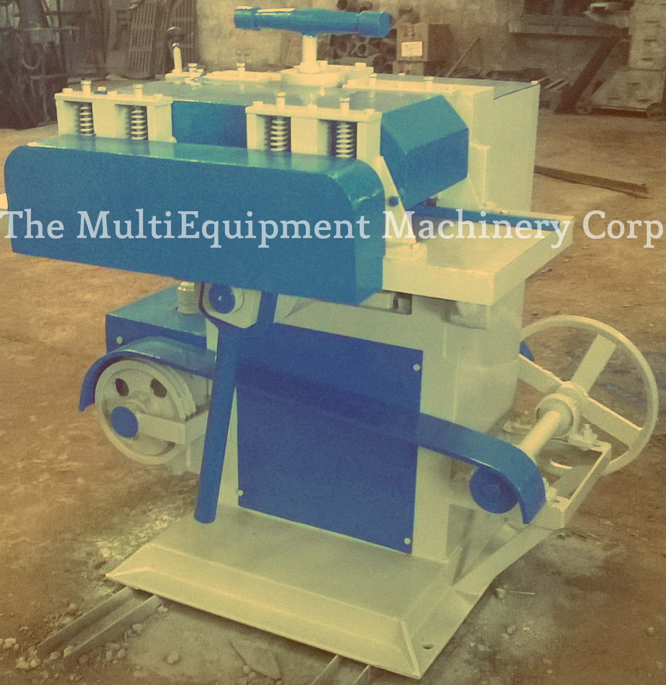 Rip Saw Machine - Stainless Steel, Semi-automatic, 220-440 Voltage | High-end Performance, Low Power Consumption, Robust Build