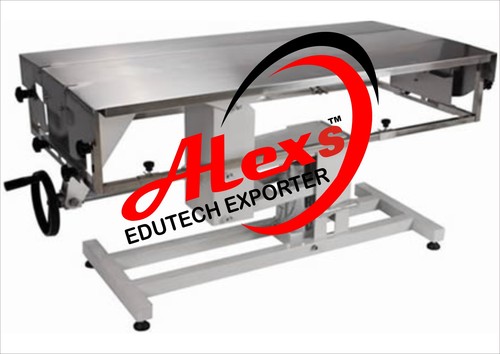 ऑपरेशन टेबल