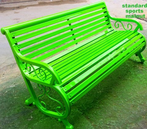 आयरन गार्डन बेंच