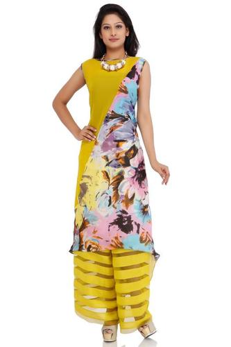 प्रिंटेड एम्ब्रॉयडरी रेडीमेड सूट