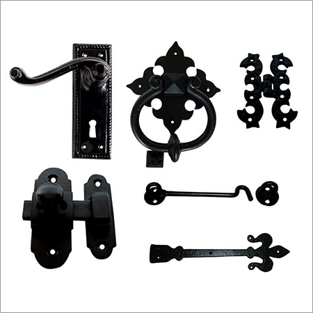 दरवाजा फिटिंग