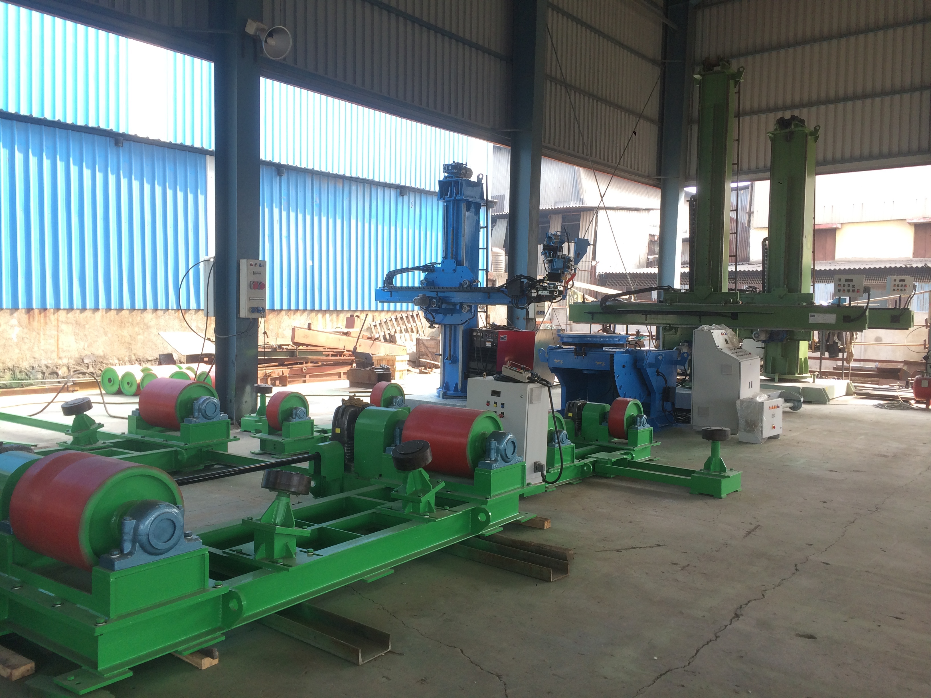 Self Centering Type Rotators