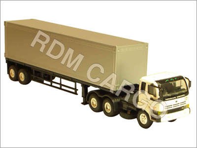 Nissan Container Truck - Front Right 99kb
