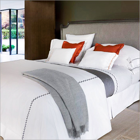 पॉलिएस्टर डिज़ाइनर बनाए गए उत्पाद