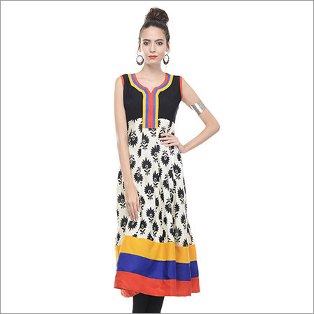 बीज रंग की अनारकली कुर्ता