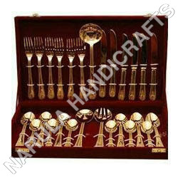 सोने की परत चढ़ी पीतल की कटलरी सेट