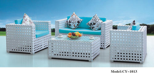 बाहर इस्तेमाल करने वाला सोफा