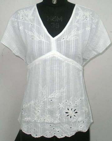 स्ट्राइप डॉबी ट्यूनिक विद एंब्रॉइडरी