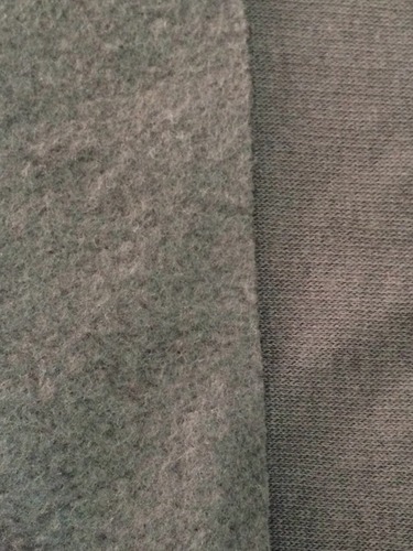 3-धागा ब्रश किया हुआ फ्लीस (प्लेटेड)