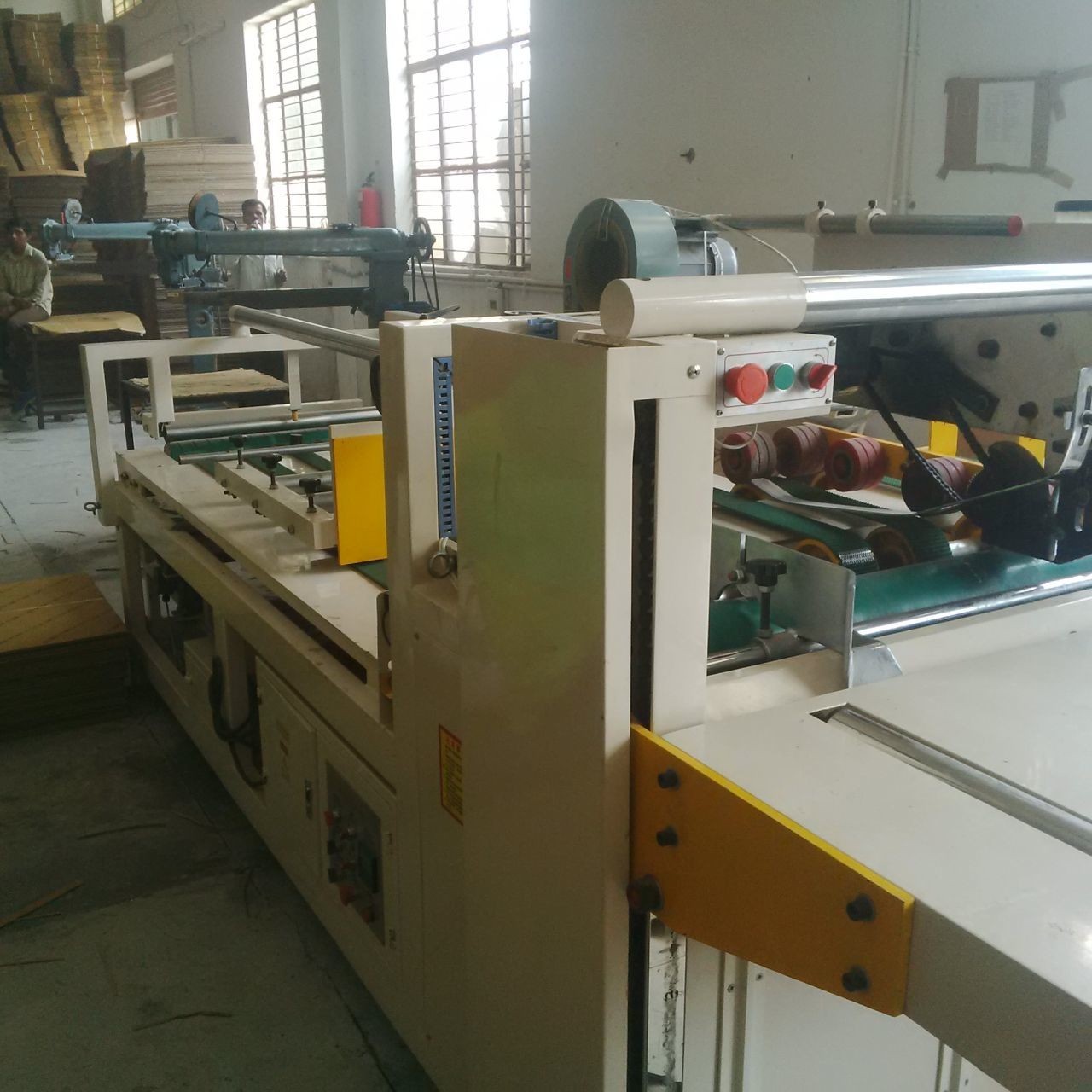 Flap Pasting Machine