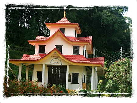 सृजुंगा मंदिर टूर सेवाएं