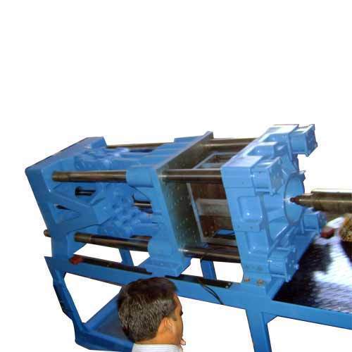 थर्मो इंजेक्शन मोल्डिंग मशीन