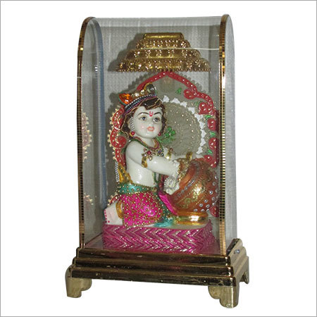बेबी कृष्णा की मूर्तियाँ
