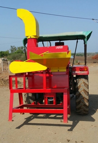 ट्रैक्टर चलित चारा काटने की मशीन