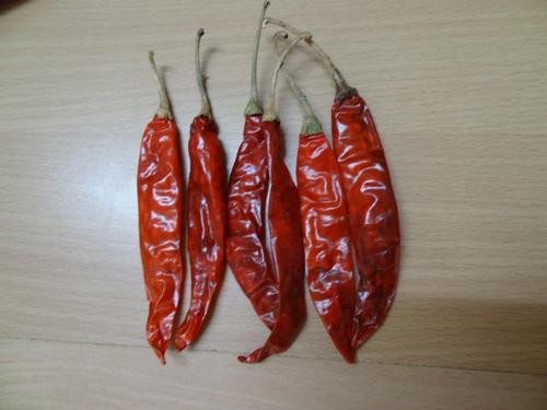 Red S4 Chili With Stem