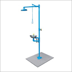 आपातकालीन सुरक्षा स्नान