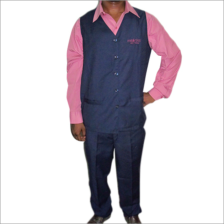 फ्रंट डेस्क यूनिफॉर्म