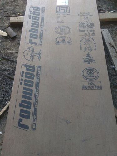 प्लाईवुड फ्लस दरवाजे