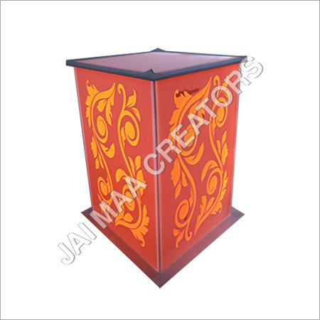 कस्टम डिस्प्ले पिलर्स