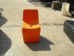 कस्टम मोल्डिंग