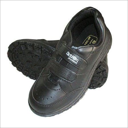 लड़कों के स्कूल के जूते