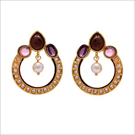 कृत्रिम पत्थर की बाली