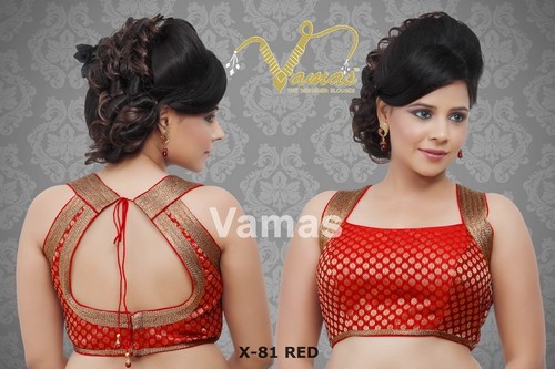 ब्रोकेड बैक ओपन स्लीव लेस ब्लाउज़