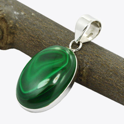 मैलाकाइट रत्न चांदी का लटकन