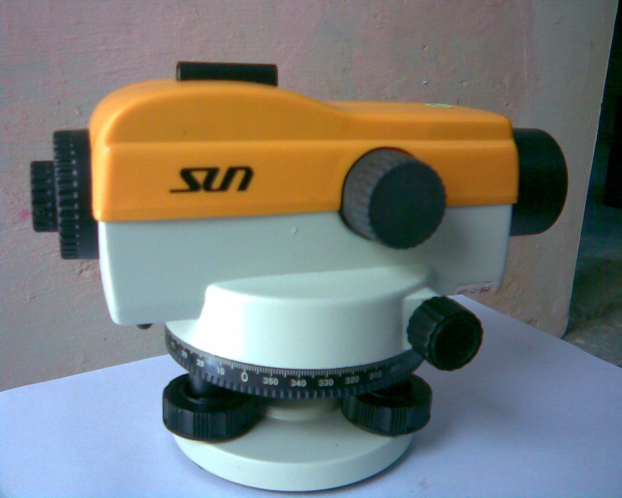 Auto Level Instrument