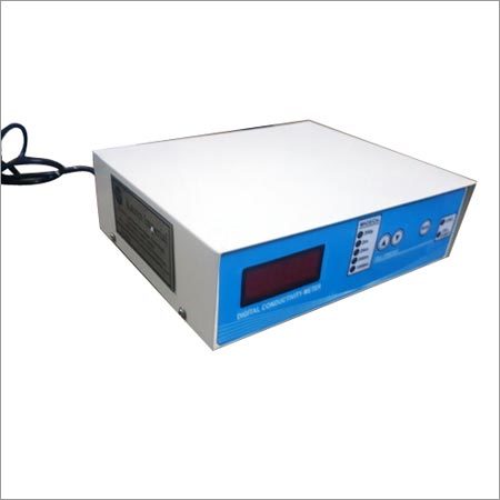 Conductivity Meter - 10x6x4 Inches, 2kg Weight, 9V Battery Powered | Reliable, User-Friendly, Automatic Temperature Compensation, Large LCD Display, Waterproof Design