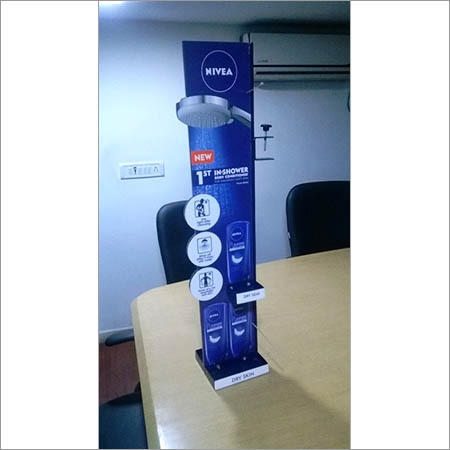 ब्रांडिंग डिस्प्ले स्टैंड