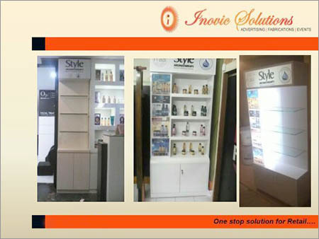 रिटेल शॉप इंटरियर्स