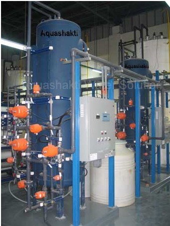 Mix Bed System - Stainless Steel, 440 Volt Power Source | Full Automatic, Durable Design for Demineralized Water Production