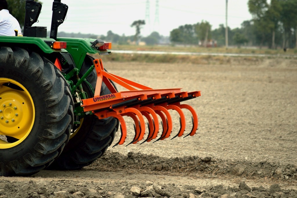 Extra Heavy Duty Spring Loaded Cultivator