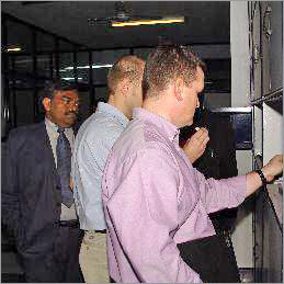 विशिष्ट मोल्डिंग