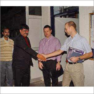 अनूठा मोल्डिंग