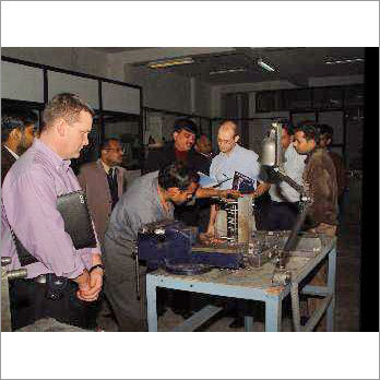 अनोखा मोल्डिंग