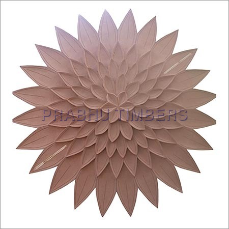 लकड़ी के फूल की नक्काशी