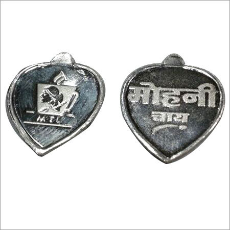 दिल के आकार का उपहार पेंडेंट