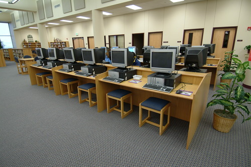 रैखिक वर्कस्टेशन फर्नीचर