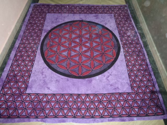 Red Celtic Tree Of Life Bedsheets