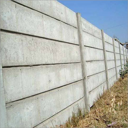 आरसीसी बाउंड्री वाल