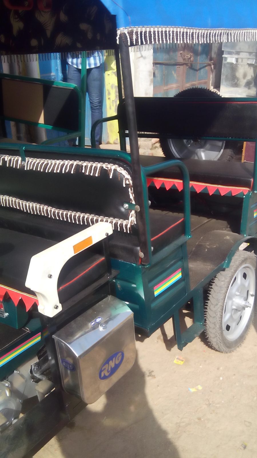E-battery Rickshaw