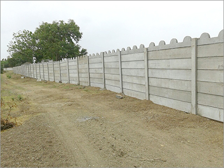 आरसीसी बाउंड्री वाल