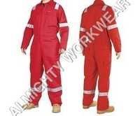 आग-रोधी कवरऑल्स