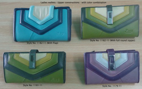 लेडीज लेदर क्लच वालेट